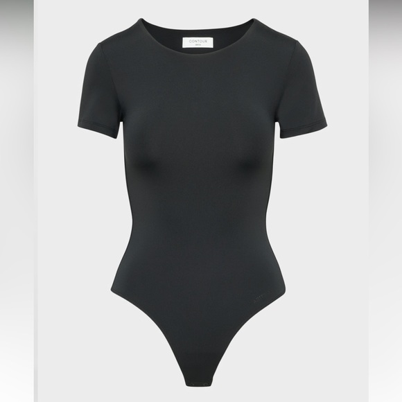 Babaton Contour Crew Shortsleeve Bodysuit - Picture 3 of 10